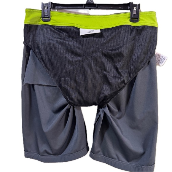 Men’s Amazon Essentials Fully Lined Board Shorts [swim trunks] charcoal gray - Picture 5 of 8